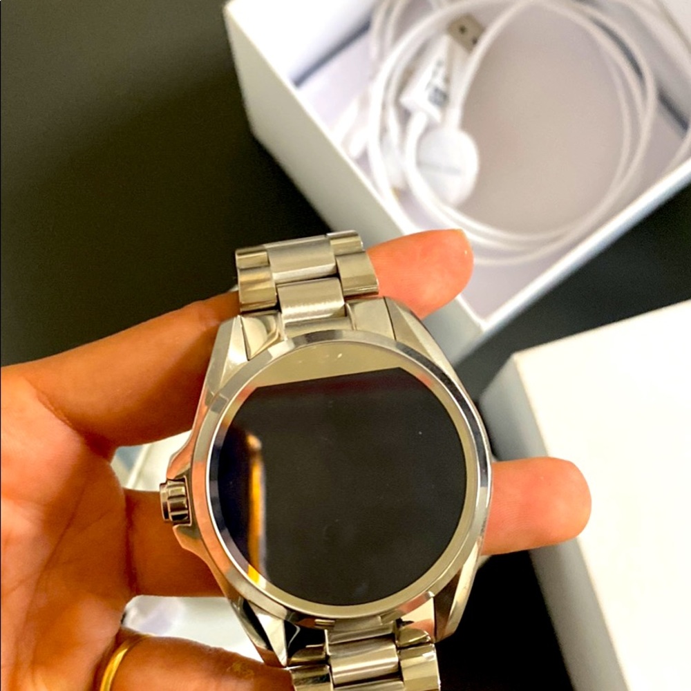 Michael kors digital original.   Perfect condition.  Selling it for moving.